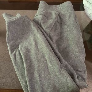 Lululemon scuba joggers in grey